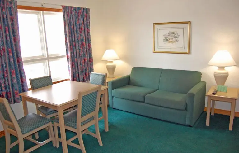 Two double beds in a street-side Mariner 2 room